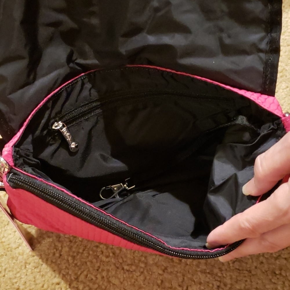 Pink Kipling Purse - Picture 4 of 7